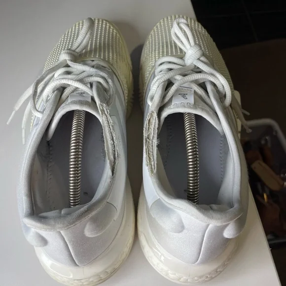 Adidas SoleCourt Parley White Womens Tennis Shoes 2019 size 9 - Picture 4 of 7